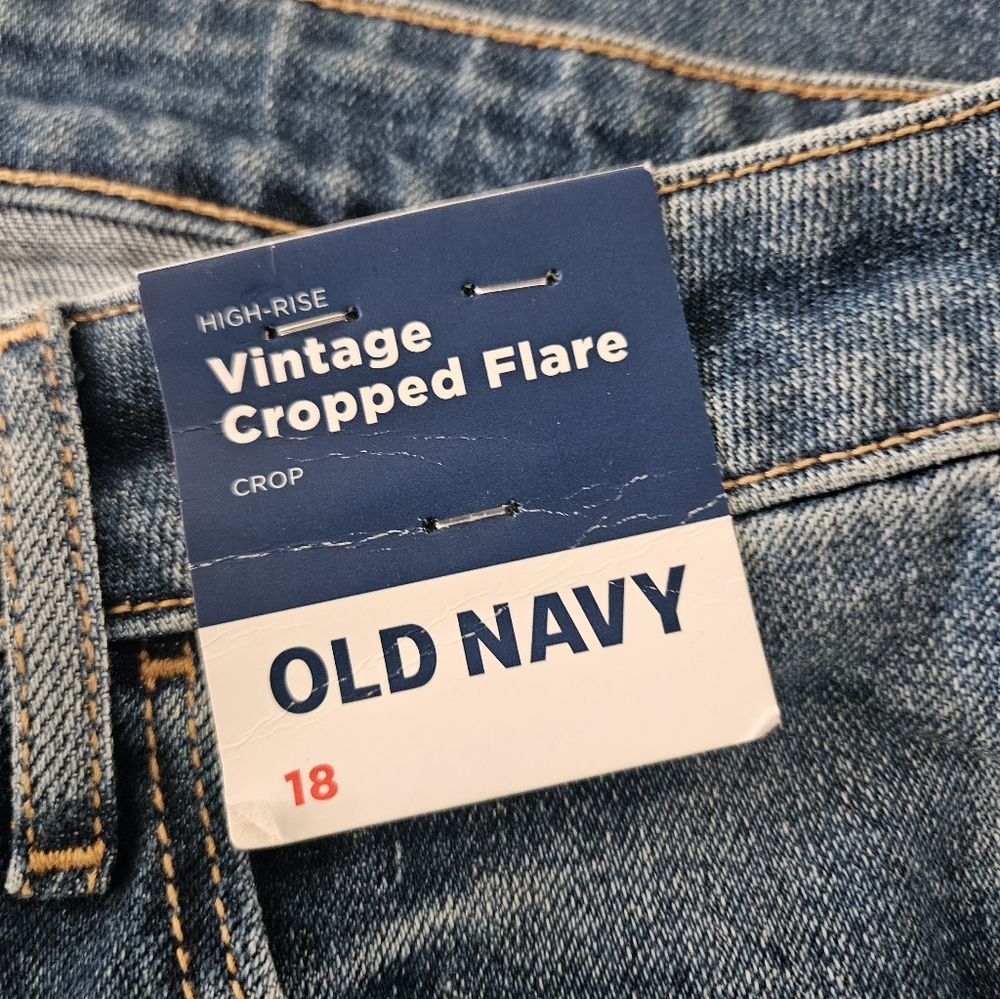 Old Navy High-Waisted Vintage Crop Flare Jeans Size 18 Denim - Picture 5 of 6